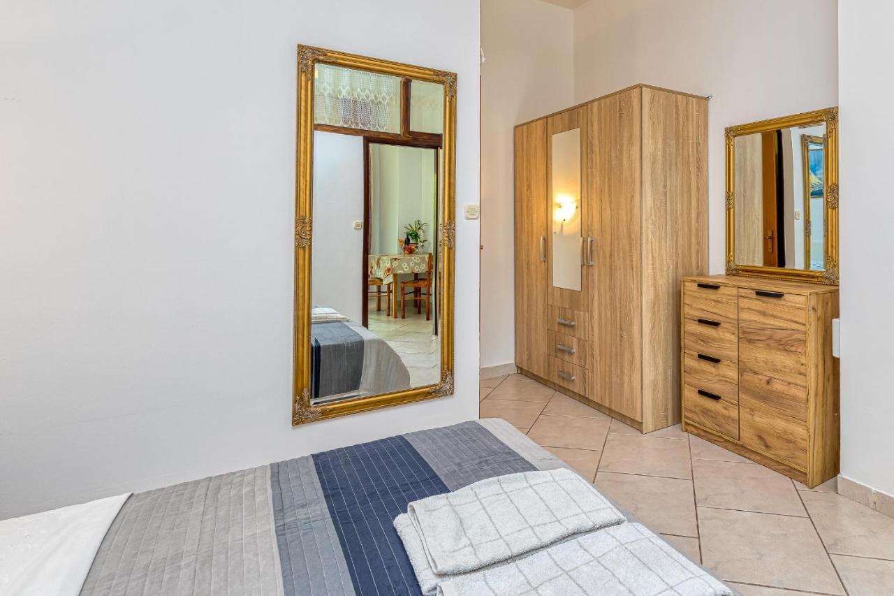 Apartments Bastovanovic Rovinj Exterior foto